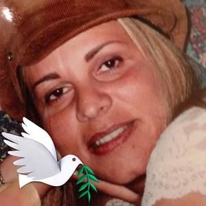 Meet your Posher, Leslie